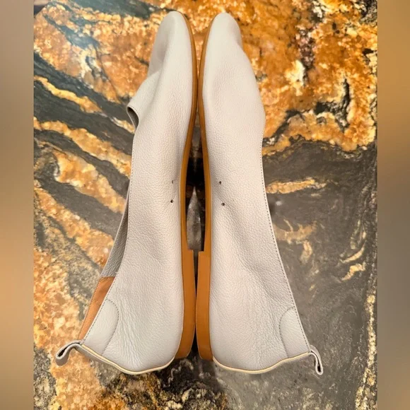 EVERLANE DAY GLOVE in LIGHT Blue Leather Flats Sz 11 - Picture 9 of 12